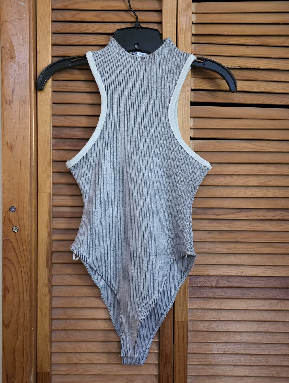 EUC Zara Ribbed Contrast Trim Bodysuit Size Small